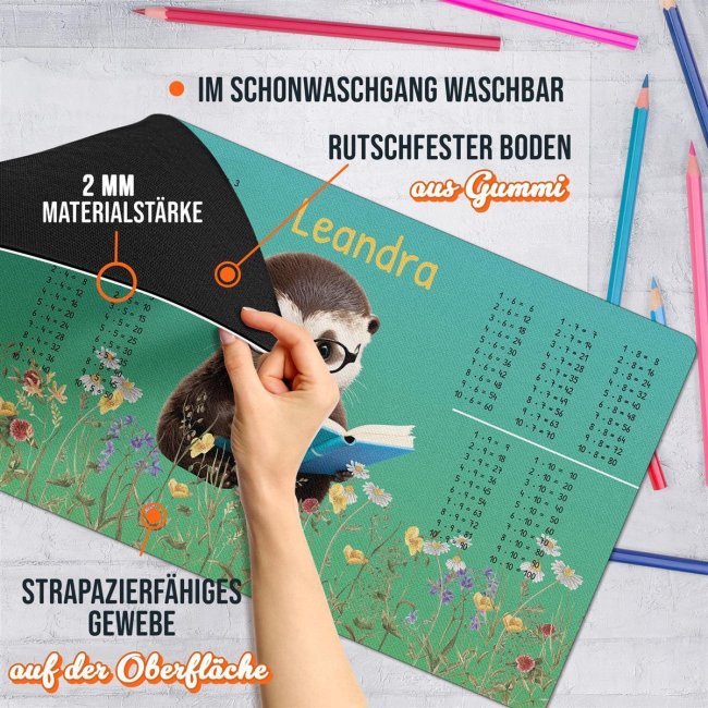 Schreibtischunterlage f&uuml;r Kinder - Otter mit kleinem 1x1 - mit Name personalisierbar - 3 Gr&ouml;&szlig;en