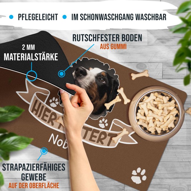 Napfunterlage mit Foto &amp; Name personalisieren - Hier futtert - 4 Gr&ouml;&szlig;en